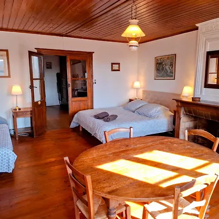 11 Rue Basse * Najac